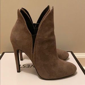 Nine West suede booties western Yellowstone